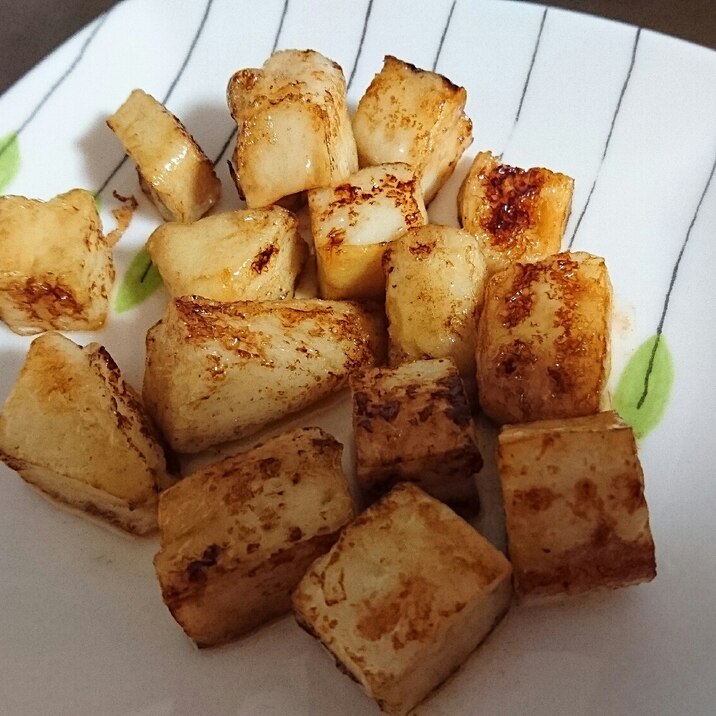 子供でもぺろっと食べれちゃう笹かまバター醤油 レシピ 作り方 By にゃん9pi23 楽天レシピ 子供でもぺろっと食べれちゃう笹かまバター醤油 レシピ 作り方 By にゃん9pi23 楽天レシピ